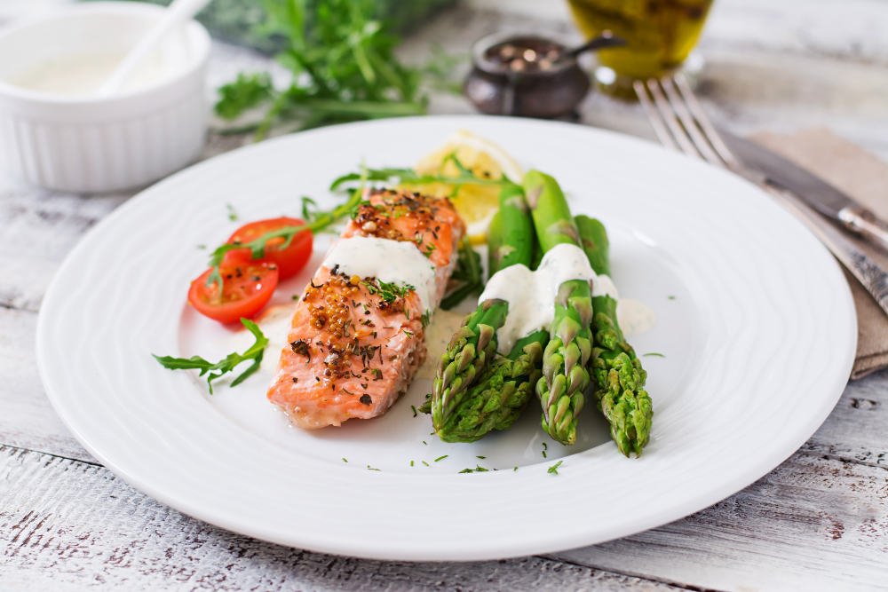 Baked Salmon With Asparagus